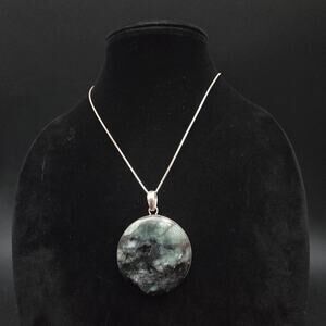 Natural Emerald Pendant Necklace Sterling Silver 925 Chain Round